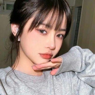 北极百货的秋乃小姐